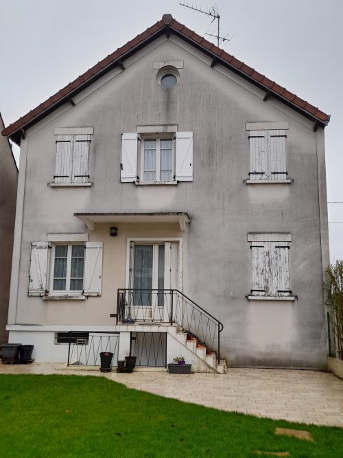 vue maison avant ravalement imperméabilité peinture