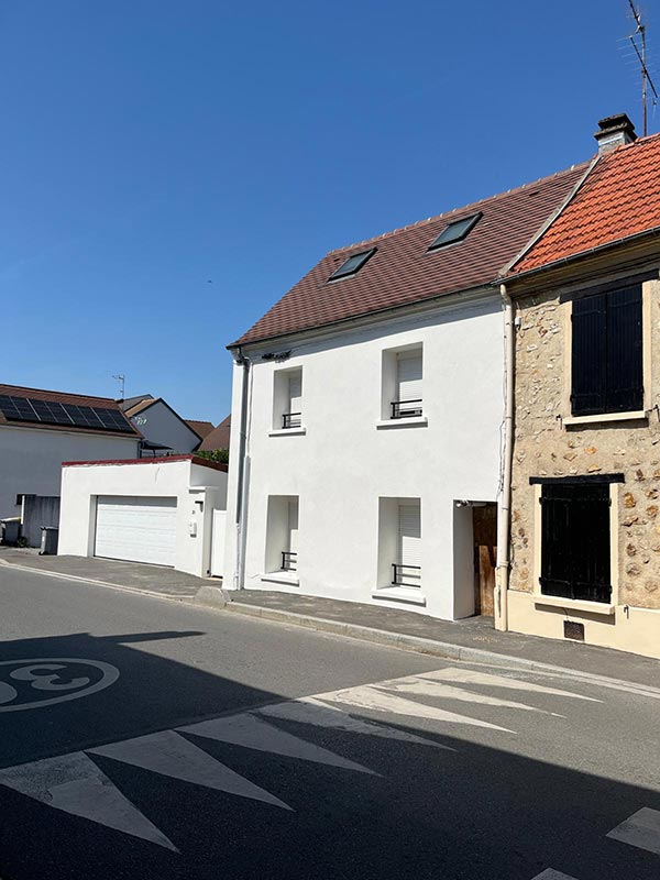 Maison de village avec garage après ravalement armé